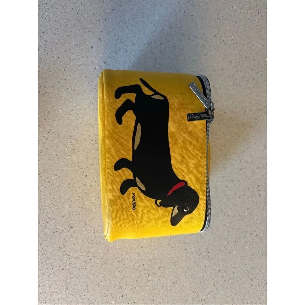 Marc Tetro cosmetics case